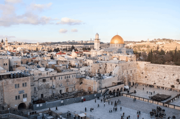 Can you tour Jerusalem on your own?
