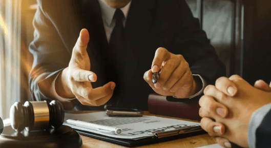 How to Choose the Right Lawyer for Your Legal Matter
